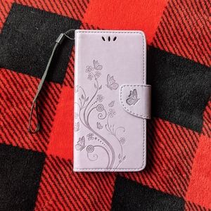 Purple leather butterfly IPhone XR Case